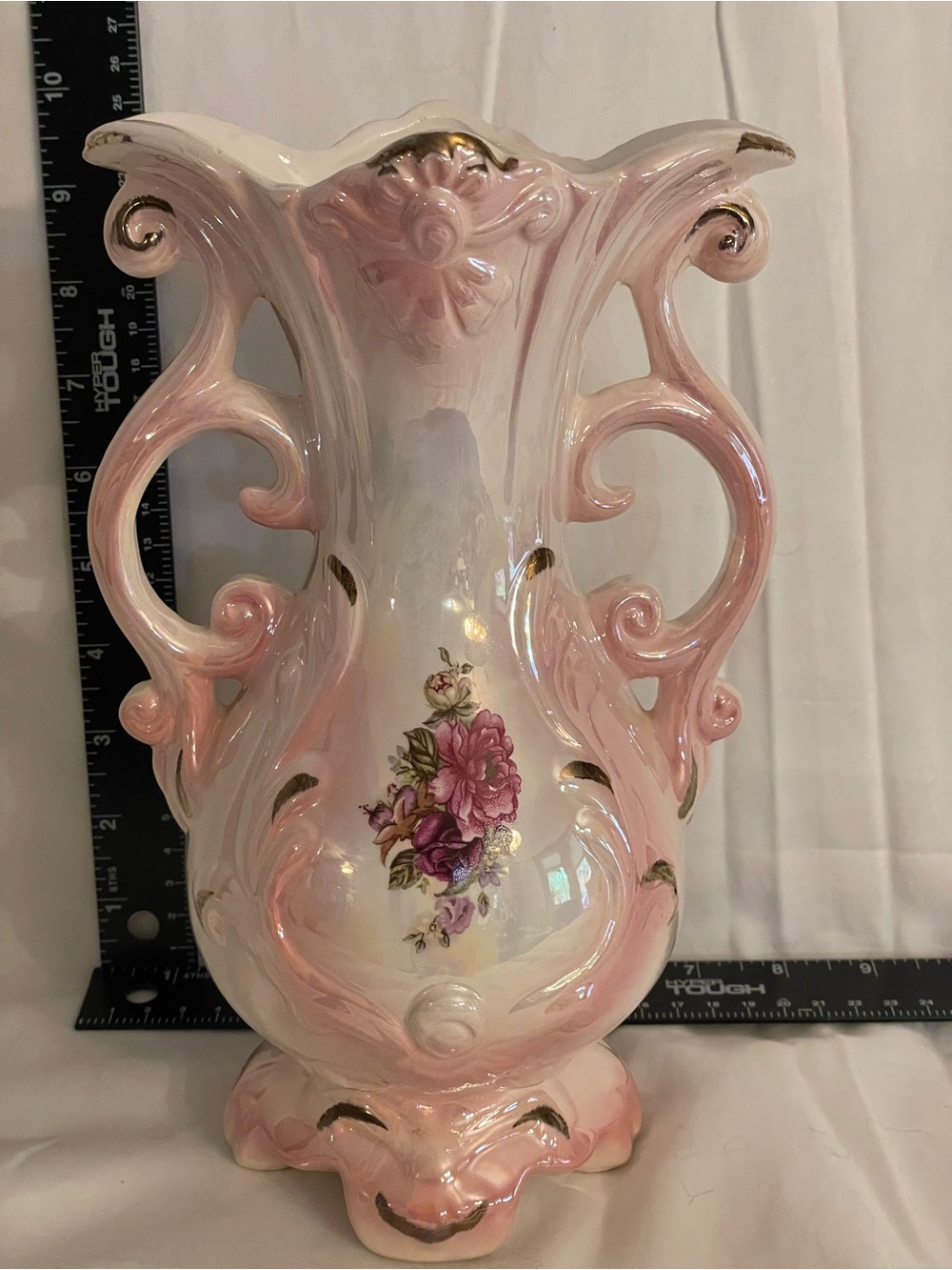 Pink Floral Porcelain Decorative Vase - Elegant Home Accent